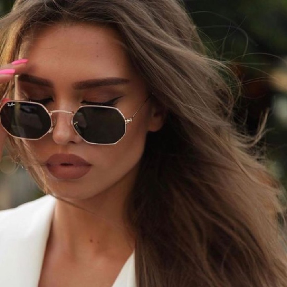 Ray Ban Hexagonal Polarized Sunglasses 💚